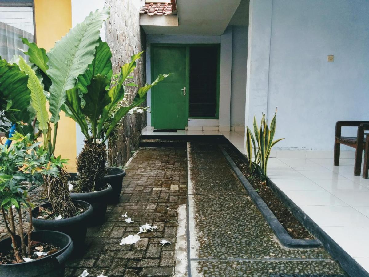 Hotel Gunung Slamet Purwokerto Exterior photo